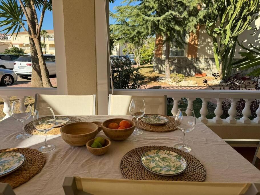 Nuevo Torrox Deluxe Beach & Piscina Bagian luar foto